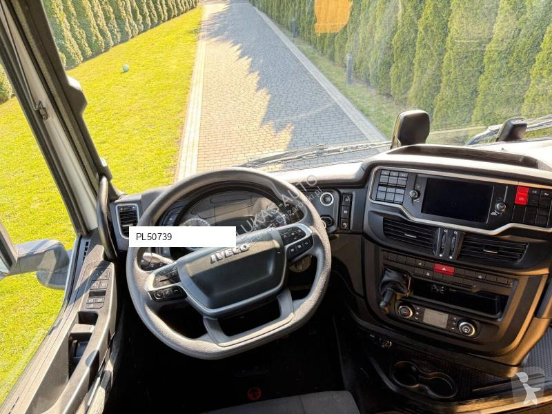 جرار Iveco 530 RETARDER TWO FRIGDE