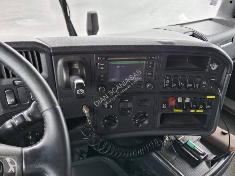 جرار Scania