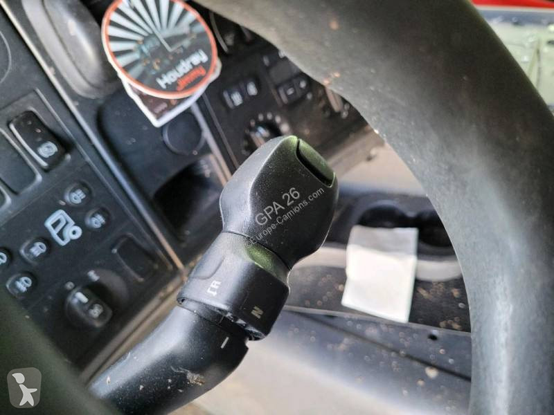 جرار Scania