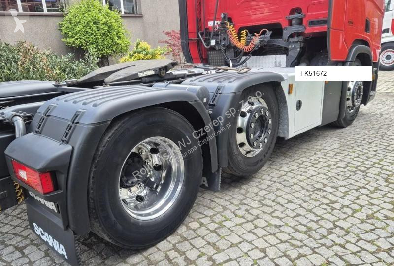 Влекач Scania R 500
