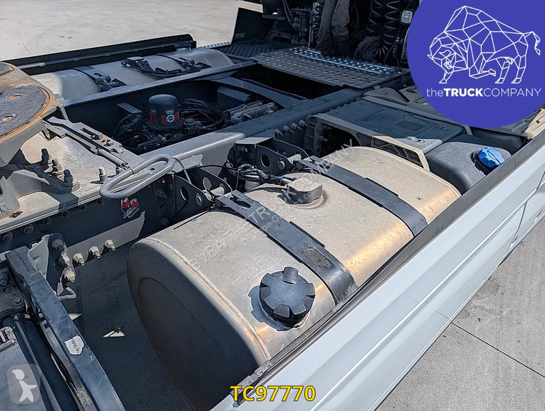 جرار Renault T 460