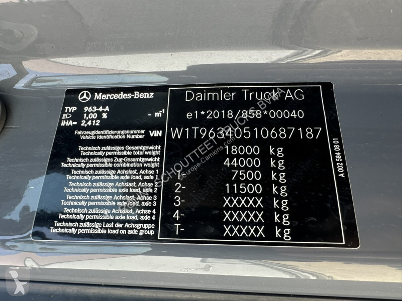جرار Mercedes Actros 1851 LS 4x2 Actros 1851 LS...
