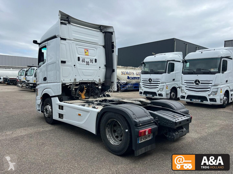 Tracteur Mercedes ACTROS 1845