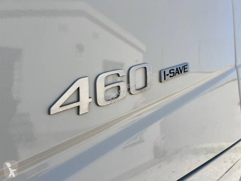 جرار Volvo