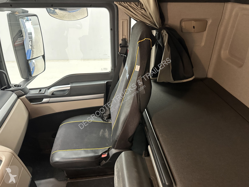 جرار MAN 33.460 - 6x4