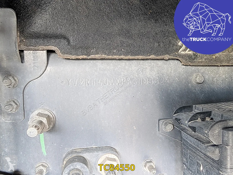 جرار Volvo 500