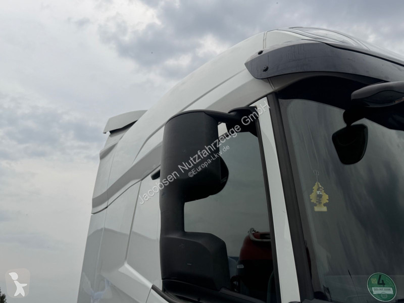 جرار DAF 530 FT Lowdeck/Mega Intarder