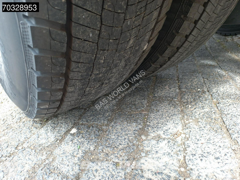 جرار Mercedes 1842 4X2 RHD Unused! ClassicSpace