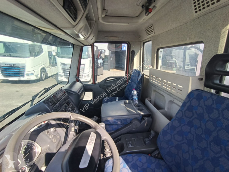 شاحنة Iveco 150 E 21
