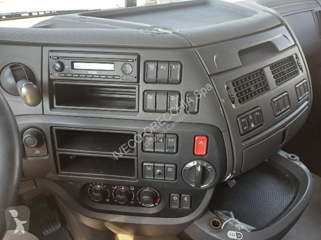 جرار DAF XF460
