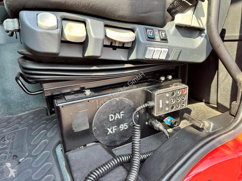 Tracteur DAF XF  4x2 Top !! Liebhaberfahrzeug