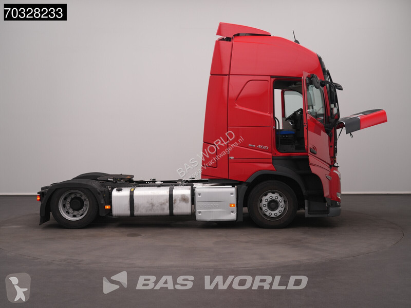 Tracteur Volvo FH 460 4X2 Mega XL 2x Tanks ACC...