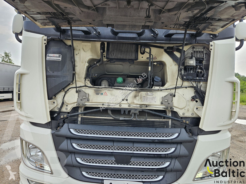 جرار DAF XF  FT