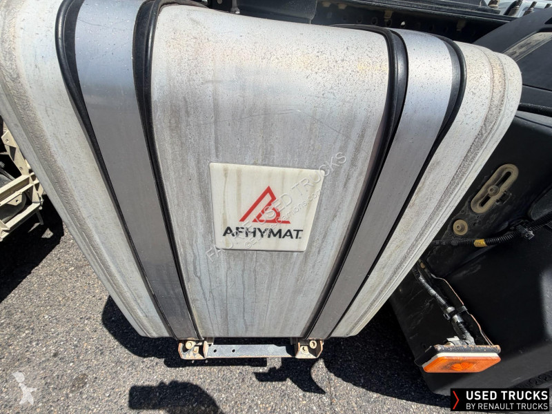 جرار Renault