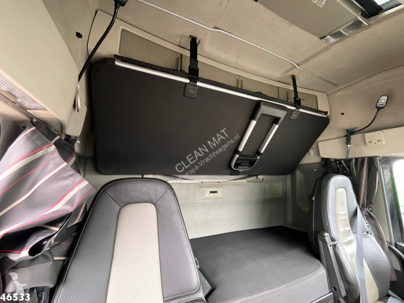 جرار Volvo 6x2 VEB+