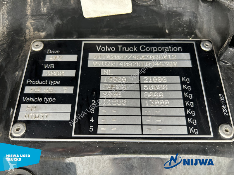 جرار Volvo 500 4x2 VDS + No TC