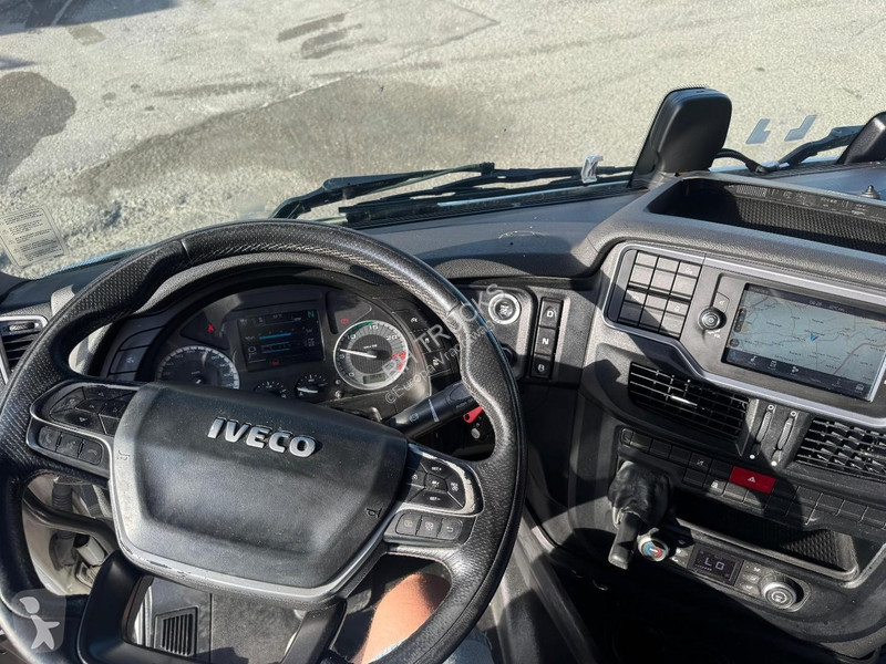 جرار Iveco 460 4X2 EURO 6 + INTARDER + ALCOA