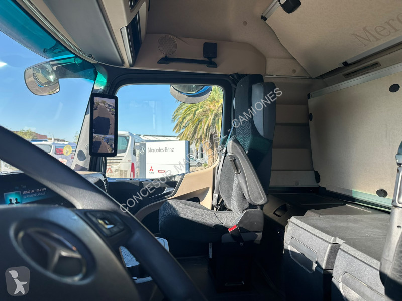 Tracteur Mercedes  Actros 1845 LS