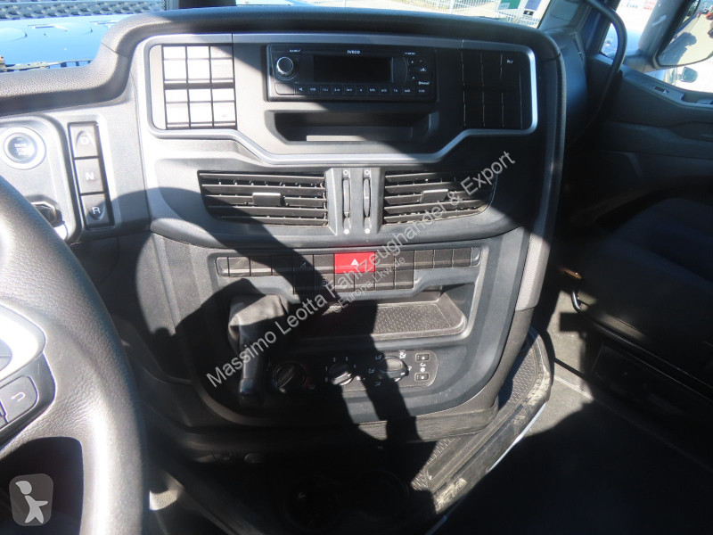 Trekker Iveco S-Way 480 Intarder FZ.104