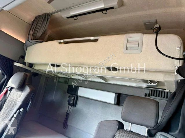 جرار Renault T520 HIGH/Retarder/Standklima/Euro6