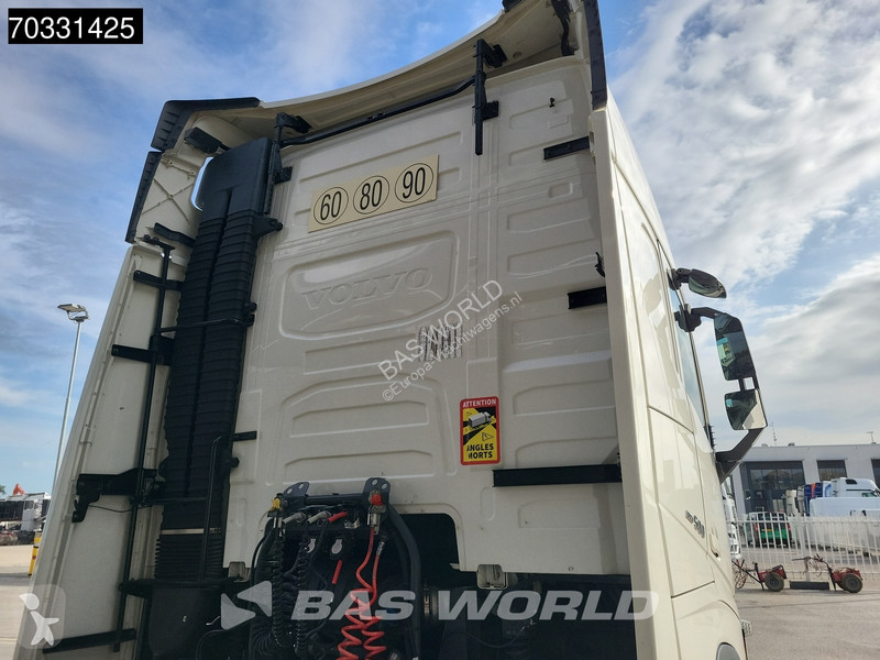 جرار Volvo 500 4X2 VEB+ 2xTanks I-ParkCool