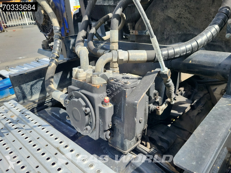 جرار MAN 33.500 6X4 M Hydraulik Concrete