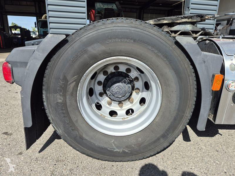 جرار Iveco 460 GNL / INTARDER