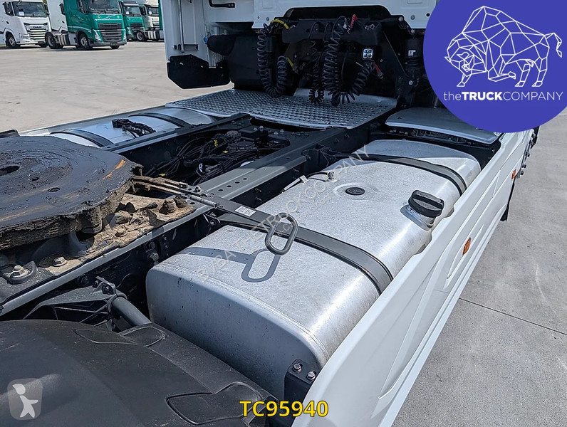 جرار DAF XG