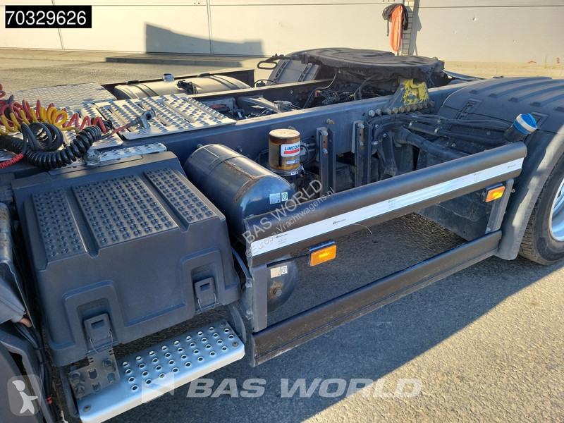 جرار Scania 360  4X2 Daycab Navi