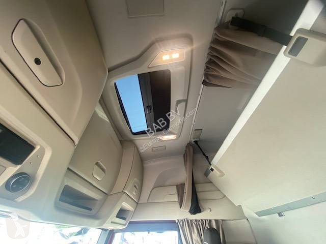 جرار Iveco