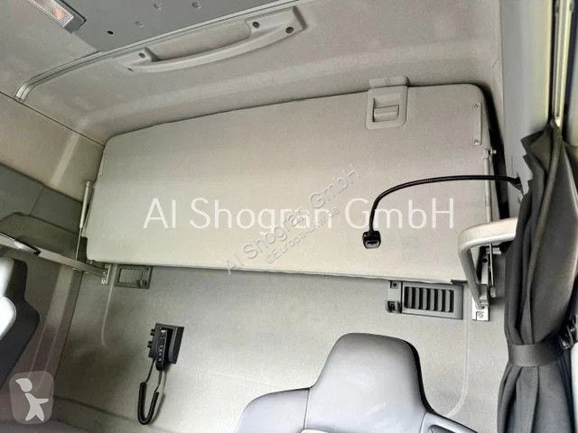 جرار Renault T460...