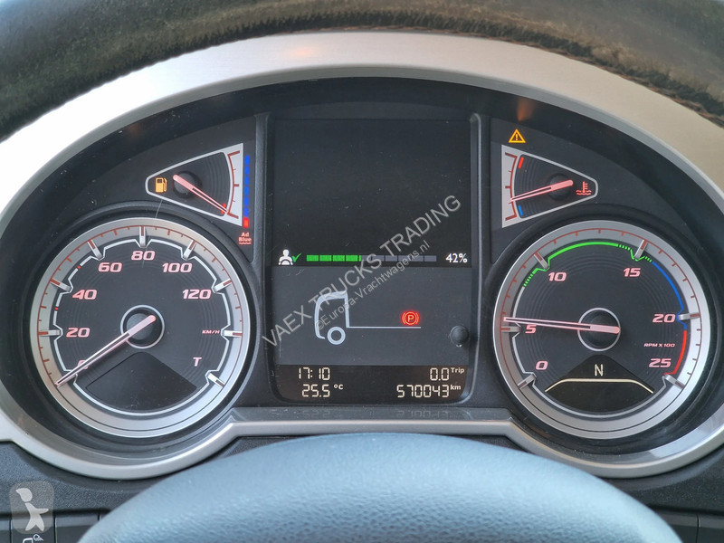 Тягач DAF 530 SpaceCab 4x2 - Retarder -...