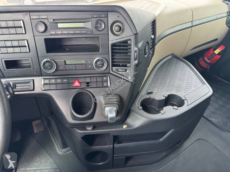 جرار Mercedes