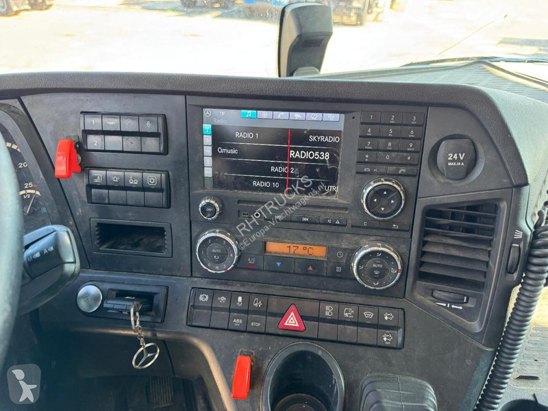 جرار Mercedes 3351 6X4 EURO 6