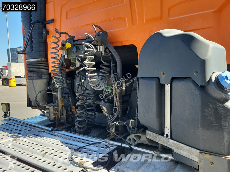 جرار Volvo 6X2 Globe Lift+Lenk Retarder...