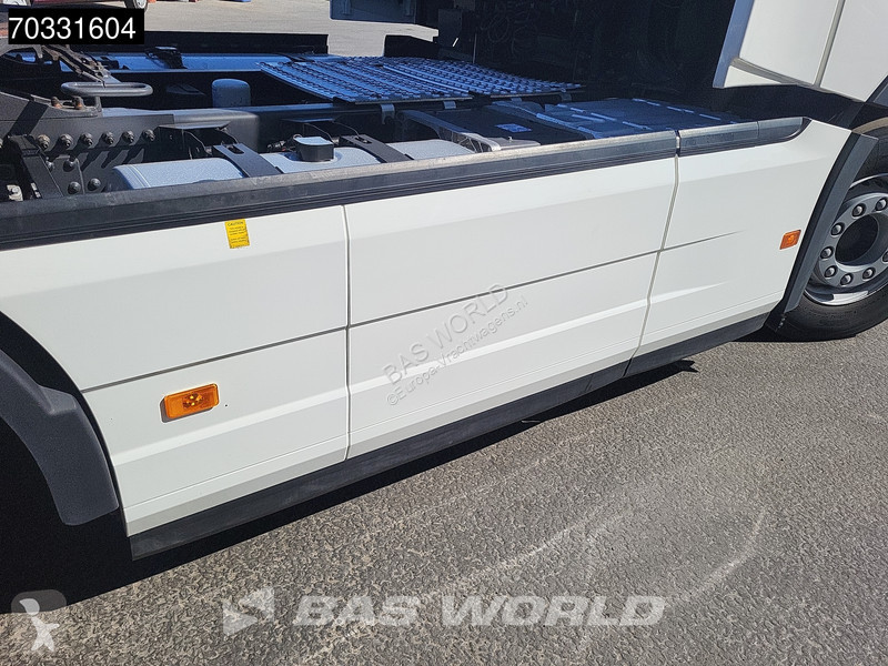 جرار Volvo 500 4X2 XL 2xTanks I-ParkCool Navi ACC