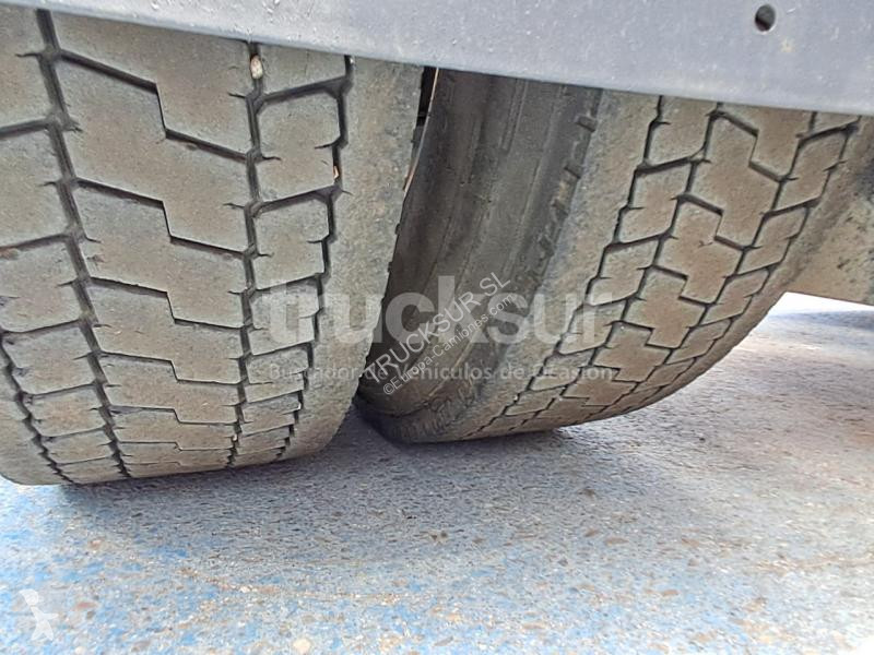 جرار Scania 400