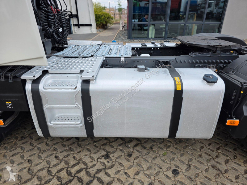 جرار Volvo 500 | 6E | Teilledersitze |...