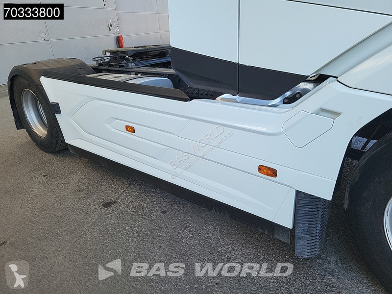 جرار DAF XG  4X2 Retarder 2xTanks Standklima ACC