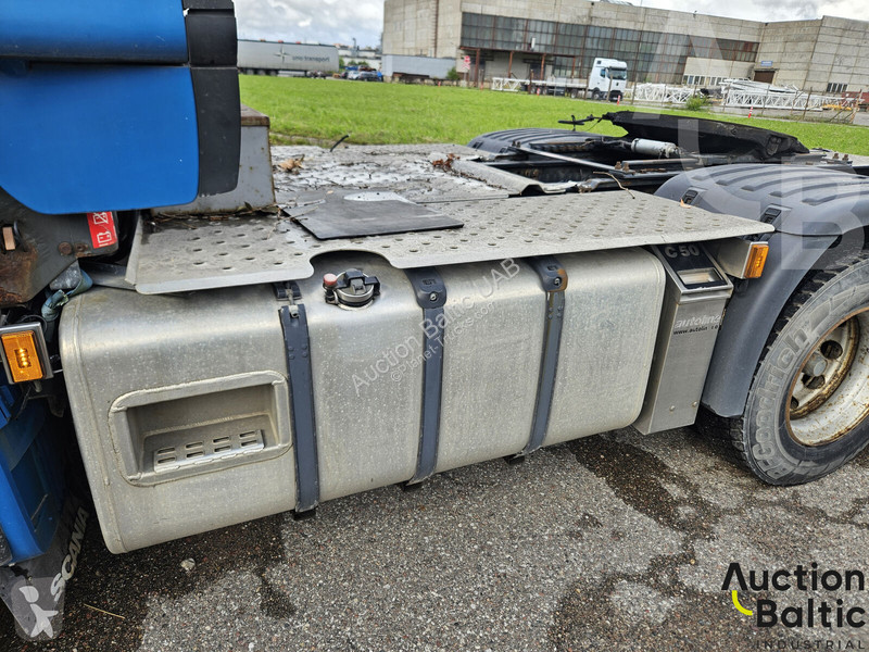 جرار Scania 480