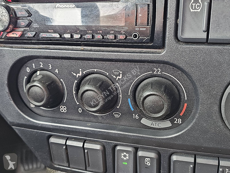 Тягач DAF 400