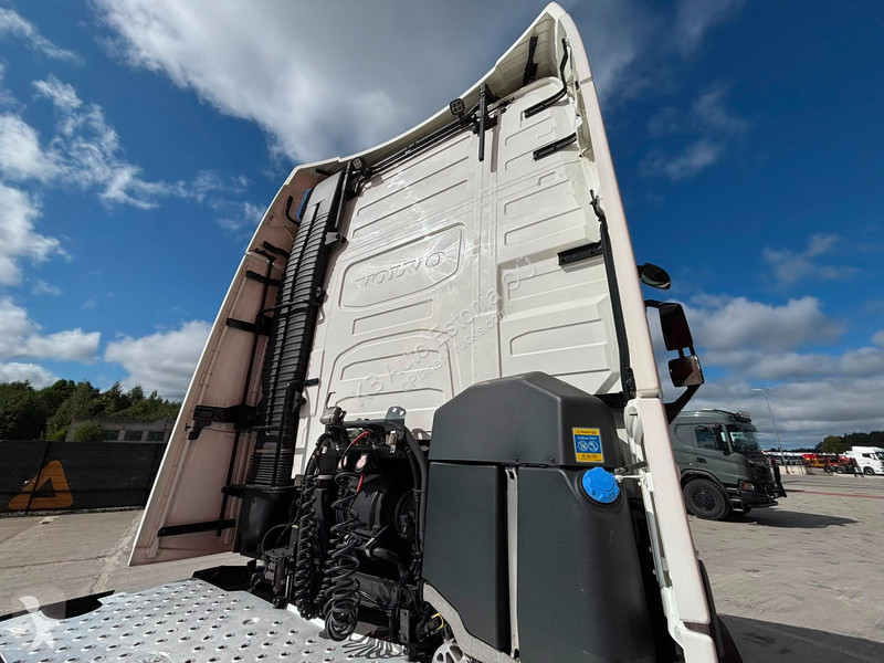 جرار Volvo 500 6x2 GLOBE XL / RETARDER / DOUBLE...