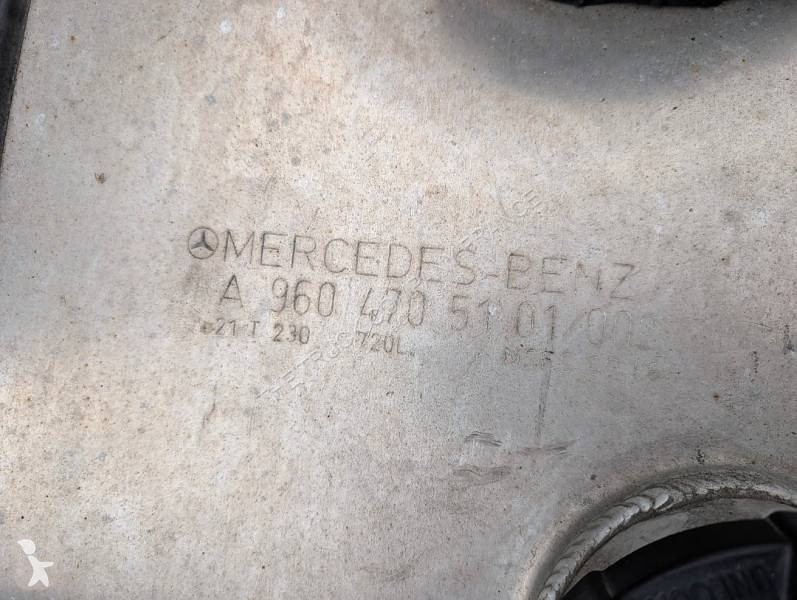 جرار Mercedes