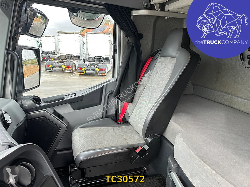 Тягач Renault T 460