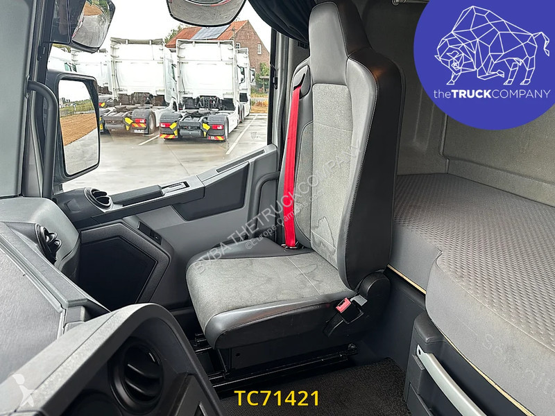 Тягач Renault T 460