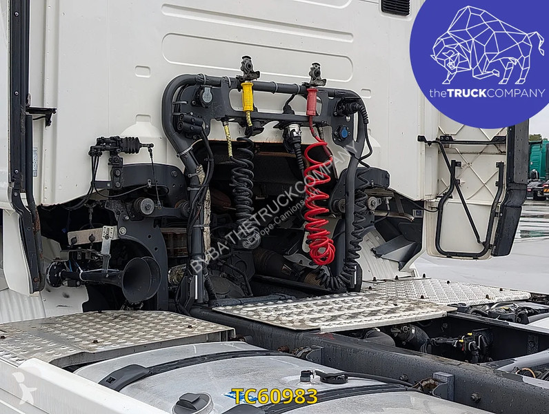 Tracteur Scania 490