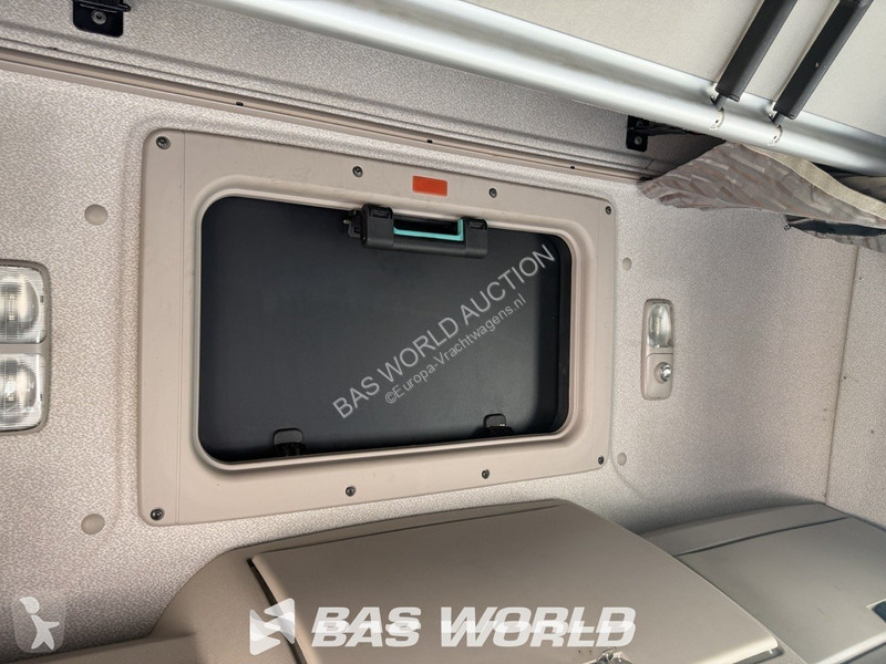 Cabeza tractora DAF 400