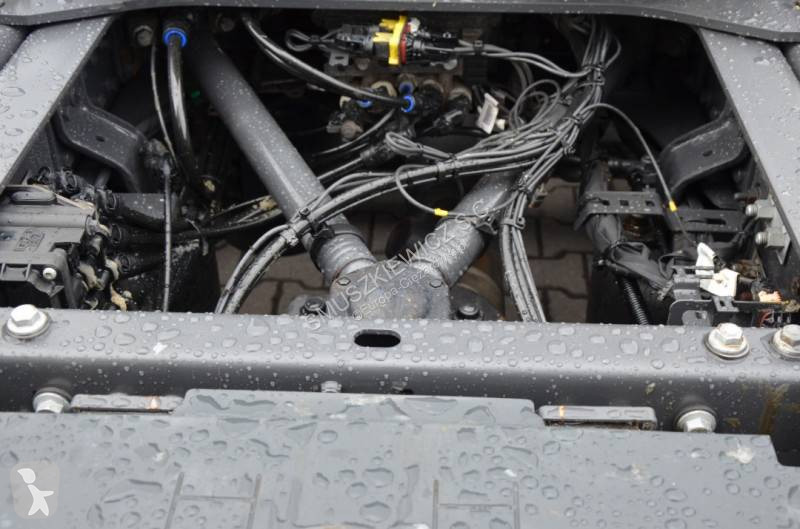 Cabeza tractora Volvo