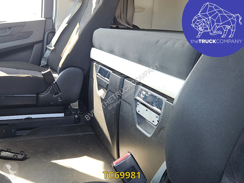 Trekker Iveco S-Way 460