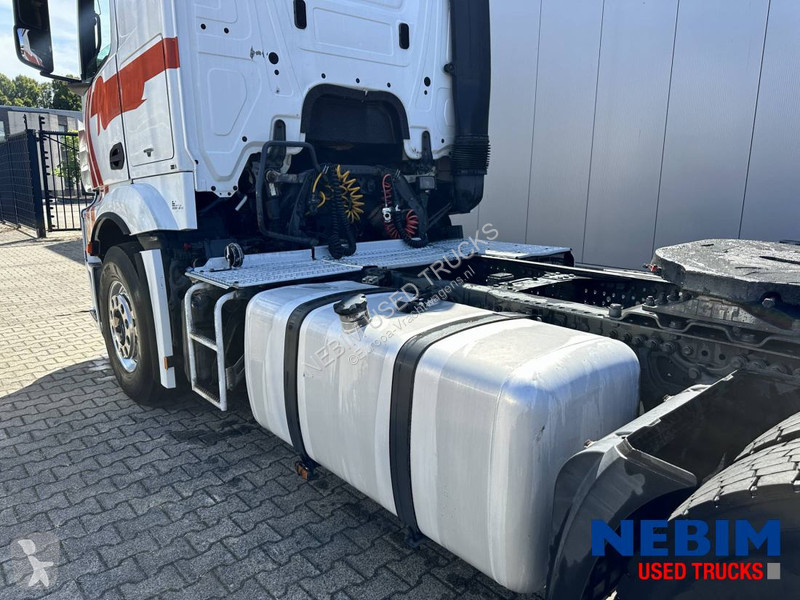 Trekker Mercedes 1843 4x2